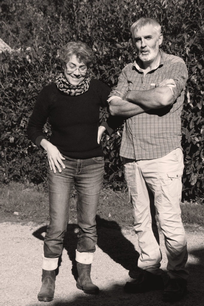 Jean et Frederique, cultivateurs, éleveurs, producteurs, meuniers, boulanger et j'en oubli.